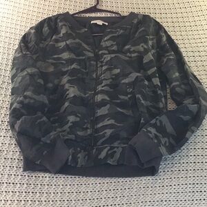 Beachlunchlounge Camouflage Bomber Jacket size XSmall